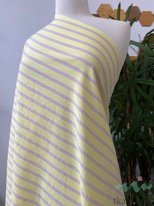 S0228 Вареный (стираный) хлопок с эффектом крэш «Полоска светло-желтая»