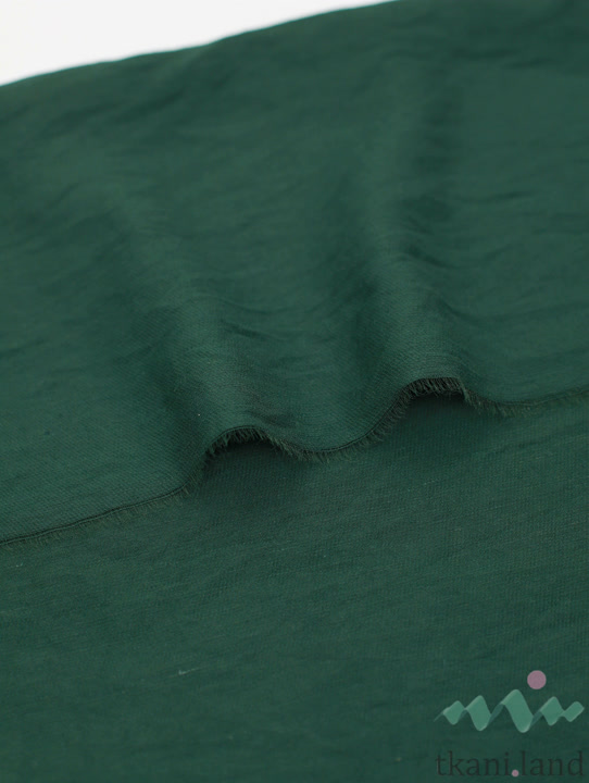 TENS0072 Тенсель костюмный Изумрудный (37)