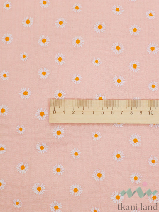 M0400 Муслин двухслойный «Ромашки на розовом»
