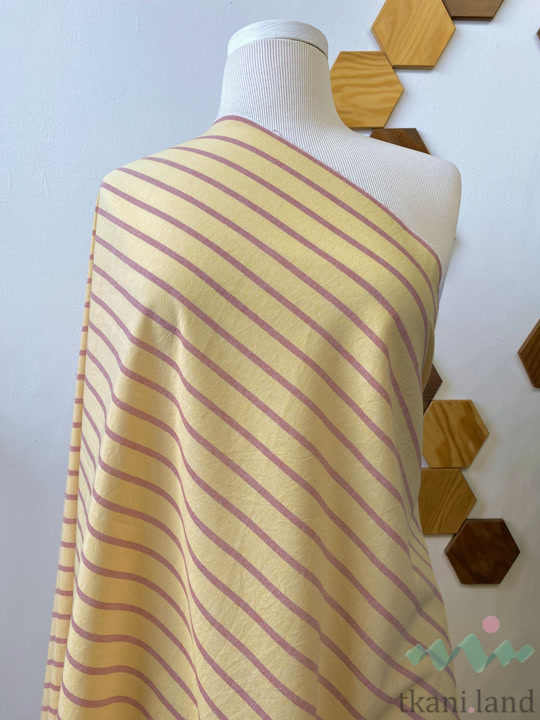 S0233 Вареный (стираный) хлопок с эффектом крэш полоска «Полоска на банановом»