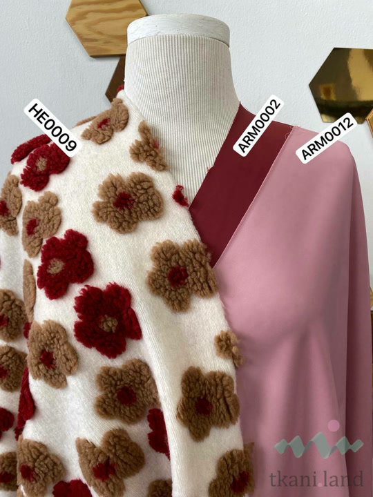 HE0009 Шерпа «Красные цветы на белом» (9)