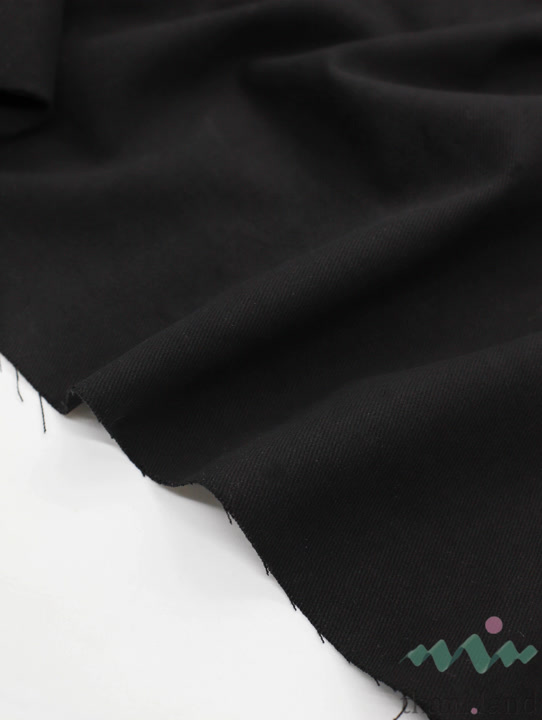 J0054 Джинса с peach-эффектом цвет «Черный»