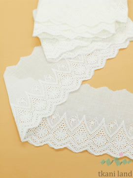 KR_B0008 Кружево на батисте цвет Теплый белый шир 10 см